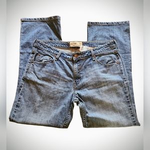 Levi Strauss Signature Low Rise Bootcut SZ 14 Short